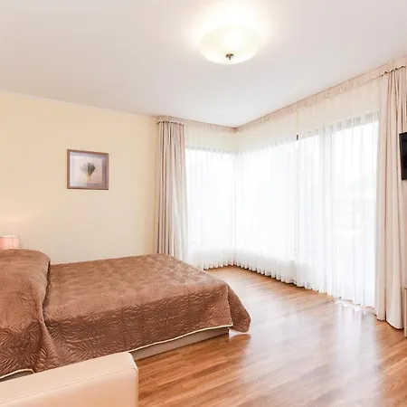 Vila Jura Casa de hóspedes